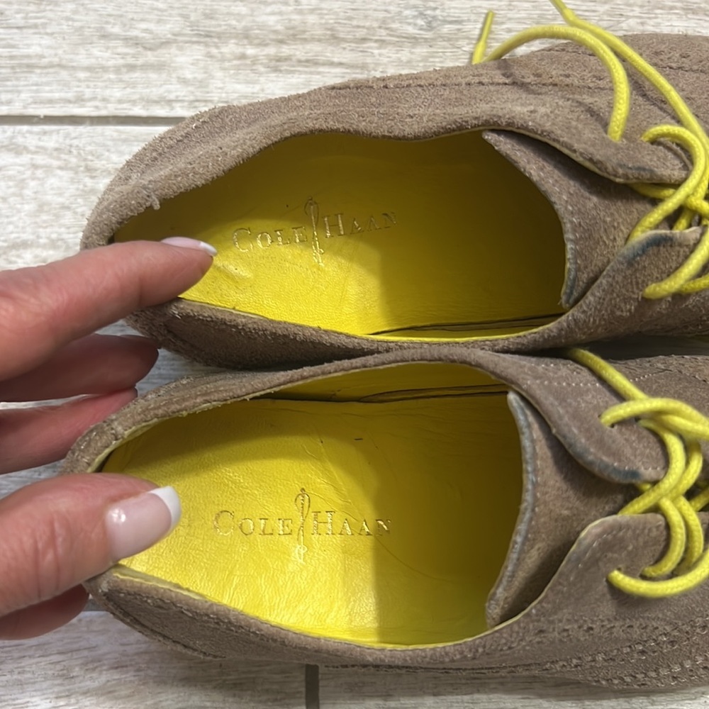 Cole Haan Tan & Yellow Oxford Shoes-6.5B - Picture 6 of 9